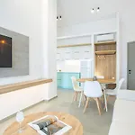 Elianthi Luxury Апартаменты Никиана