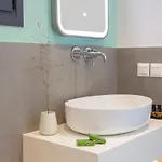 Elianthi Luxury