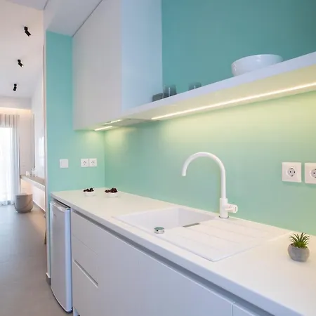 Elianthi Luxury Apartment Nikiana