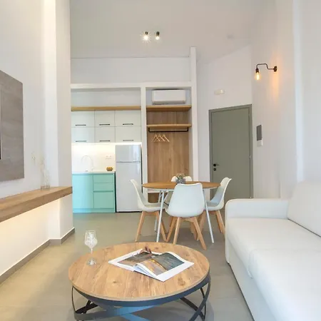 Elianthi Luxury ניקיאנה