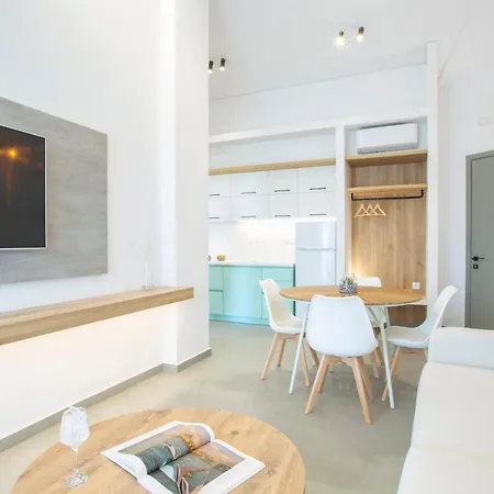 Elianthi Luxury Apartment Nikiana