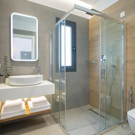 Elianthi Luxury ניקיאנה