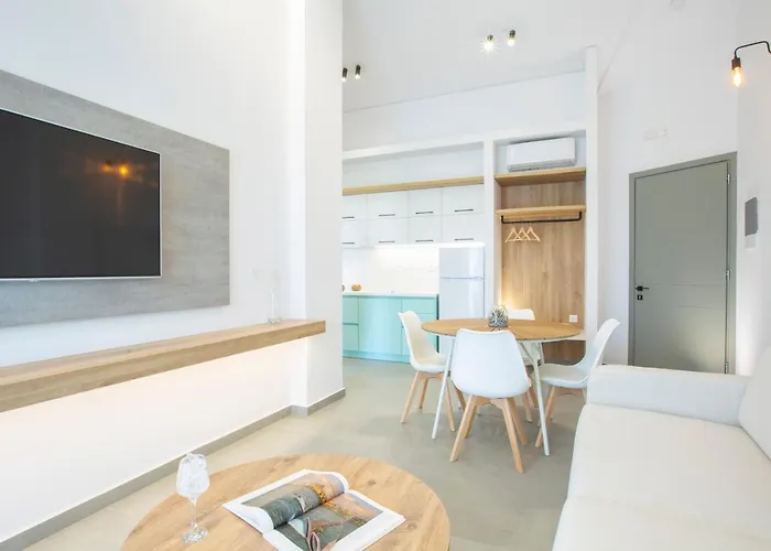 Elianthi Luxury Apartament Nikiana