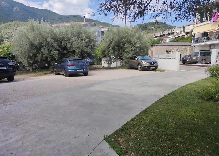 Elianthi Luxury Apartament *